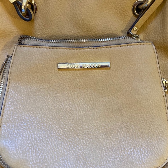 Yellow Steve Madden purse - Picture 5 of 5